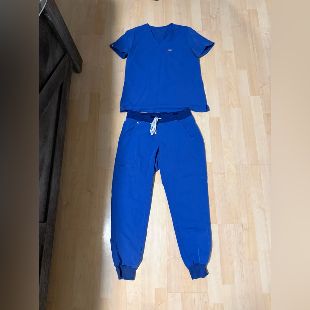 Figs Navy Blue Scrub Set